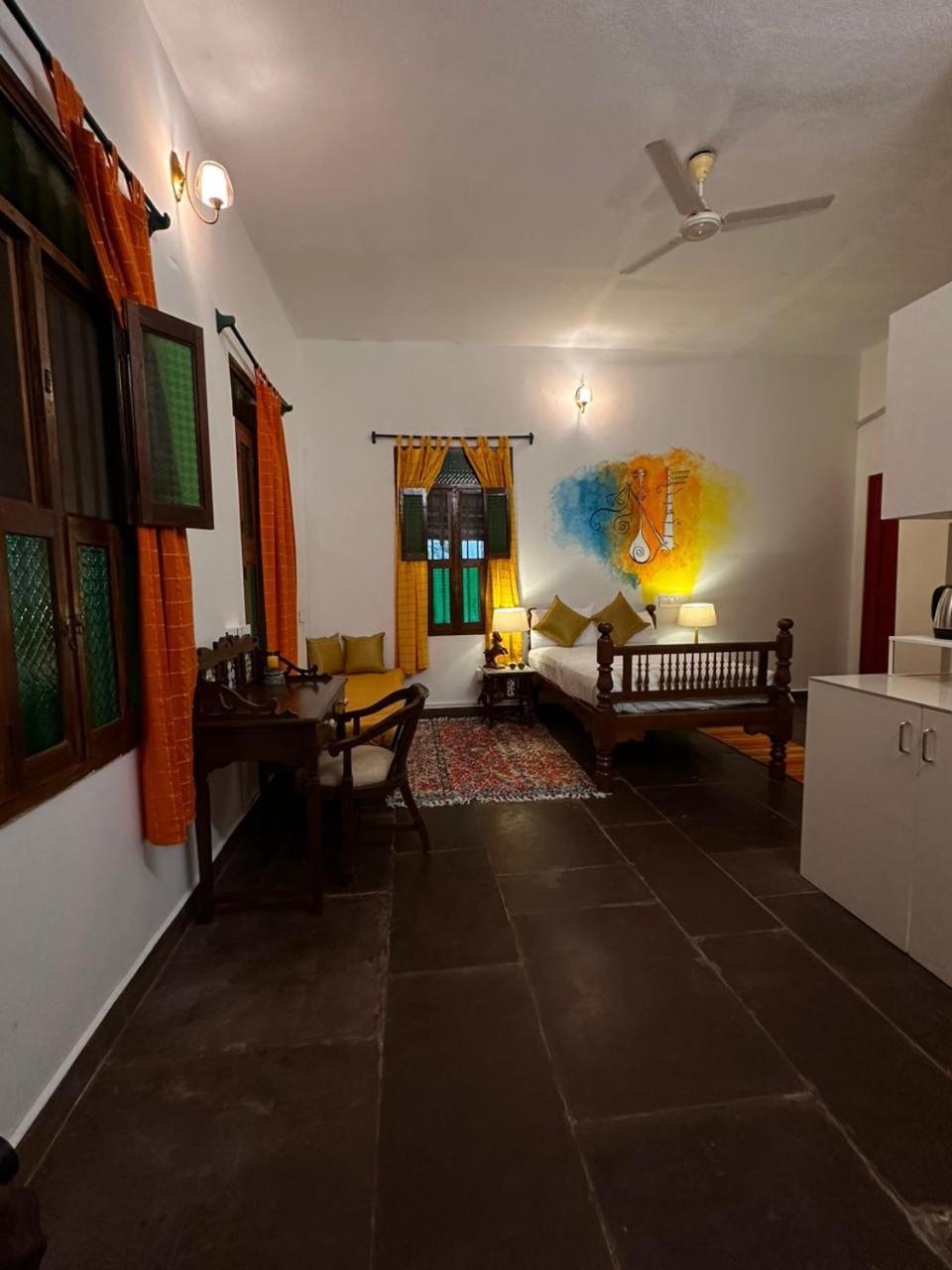 House Of Harmony, Auroville Buitenkant foto