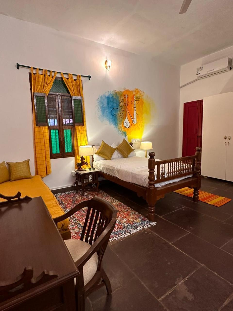 House Of Harmony, Auroville Buitenkant foto